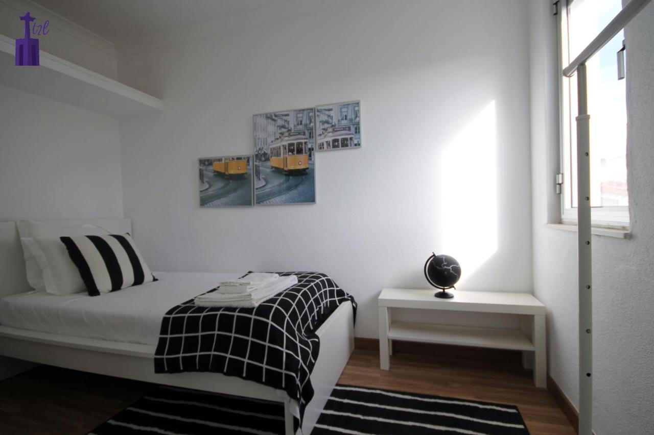 Lisbon South Apartment Bagian luar foto